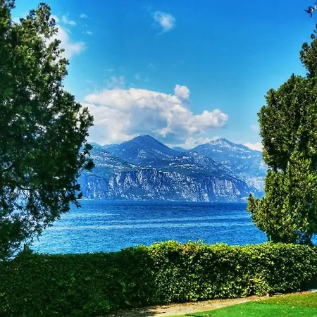 Camping Baldo Brenzone sul Garda Buitenkant foto